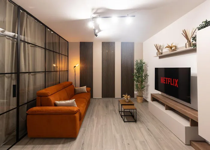 Urban Chic Luxury *